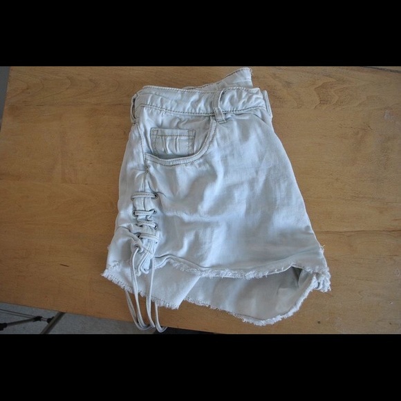 American Eagle Jean shorts - Picture 3 of 5